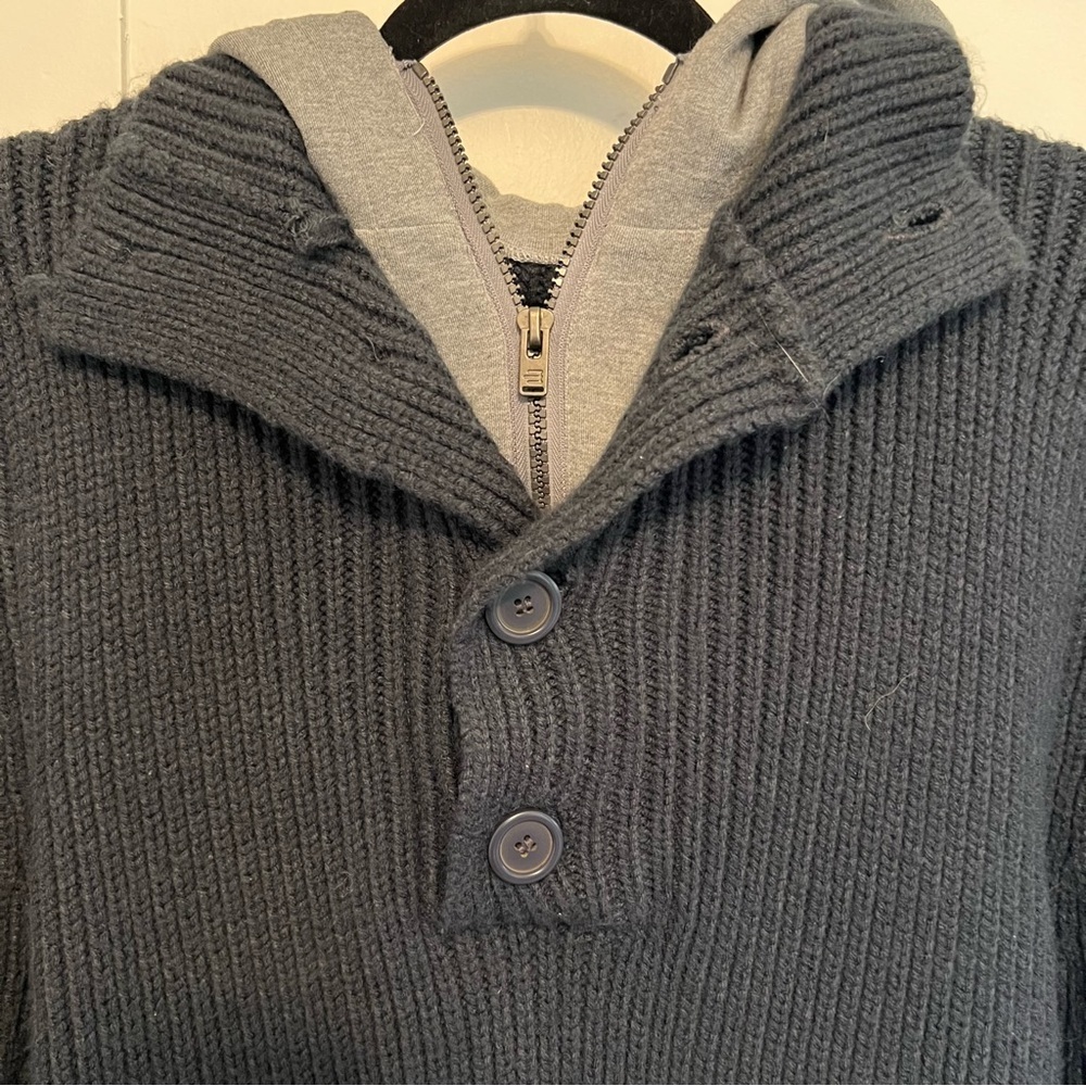 Men's Brody Size Medium Blue and Grey Sweater - Layered Look - Picture 3 of 6